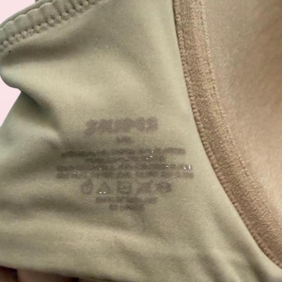 SKIMS Fits Everybody 44B T-Shirt Bra Bundle Nude Black Ochre Onyx EUC Minimalist - Picture 4 of 9